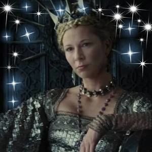 Meet your Posher, Carine